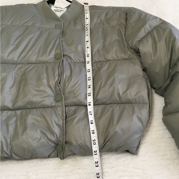 Abercrombie and Fitch Between Season in light green size Medium NWT $140 - Picture 5 of 11